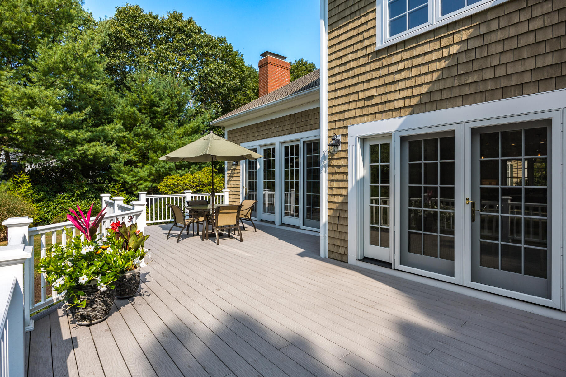 Osterville, Massachusetts 02655, United States, 3 Bedrooms Bedrooms, ,3 BathroomsBathrooms,Residential,Pending,43707