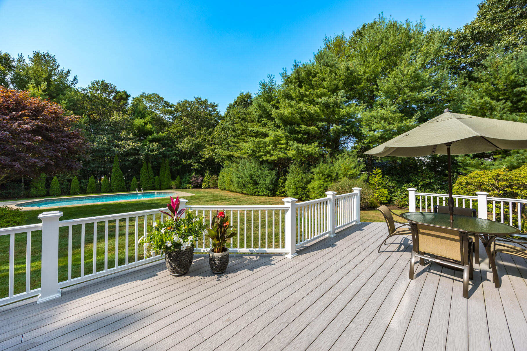 Osterville, Massachusetts 02655, United States, 3 Bedrooms Bedrooms, ,3 BathroomsBathrooms,Residential,Pending,43707