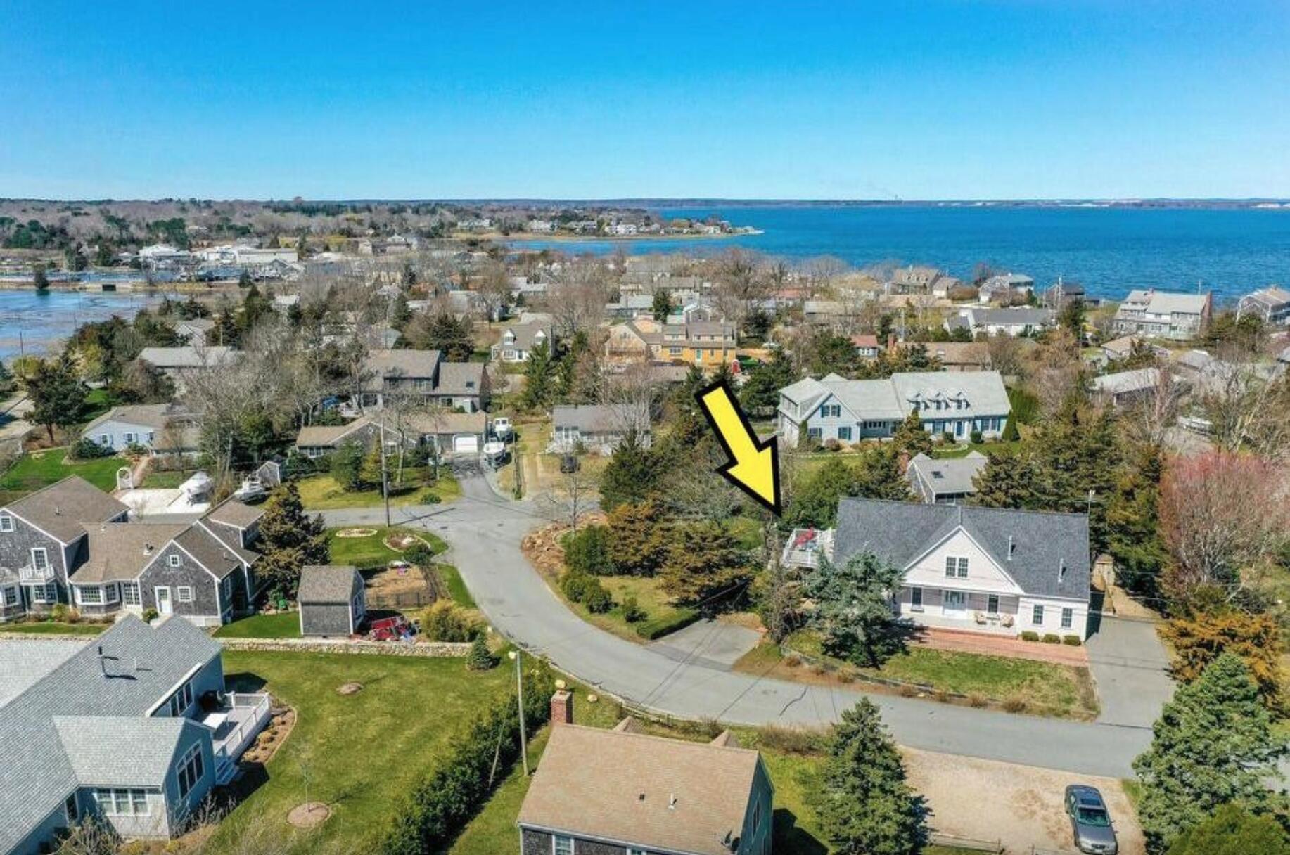 15 Bayview outside aerial