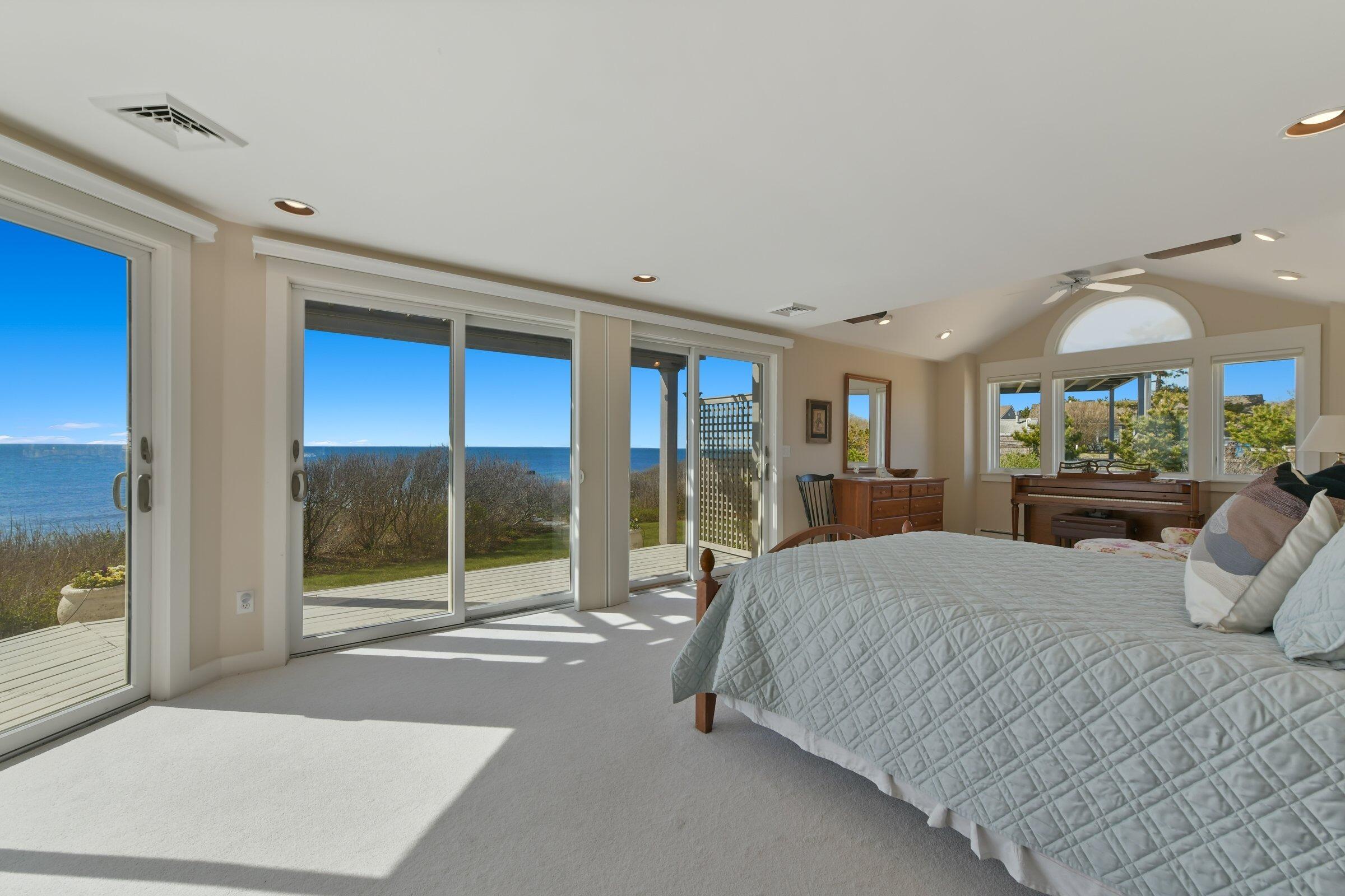 Falmouth, Massachusetts 02540, United States, 4 Bedrooms Bedrooms, ,3 BathroomsBathrooms,Residential,Active,209015