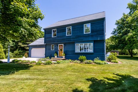 Single Family Residence in East Falmouth MA 211 Trotting Park Road 23.jpg