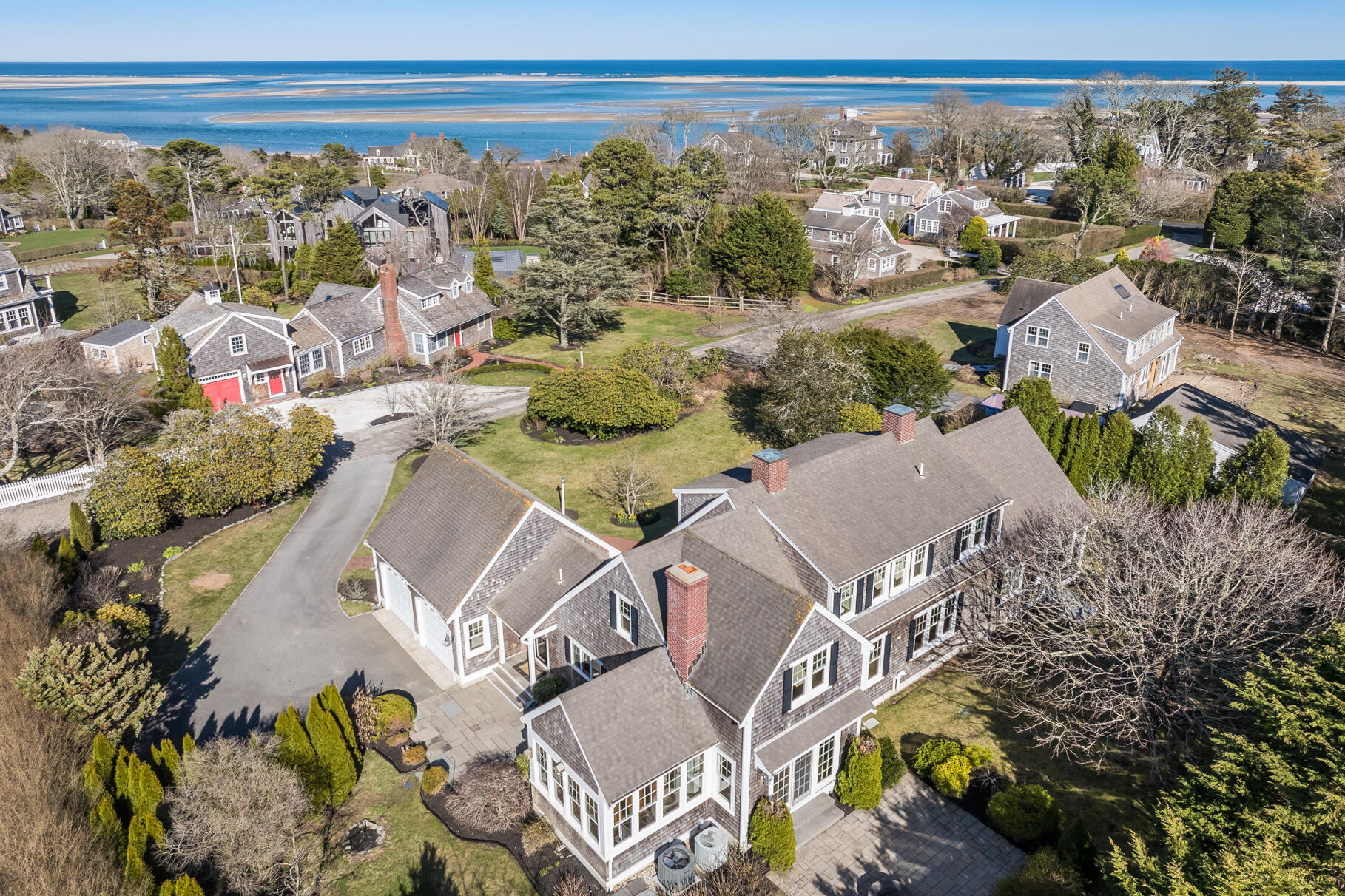 Chatham, Massachusetts 02633, United States, 4 Bedrooms Bedrooms, ,4 BathroomsBathrooms,Residential,Active,107695