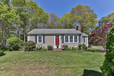 Single Family Residence in West Yarmouth MA 26 Crowes Purchase Rd.jpg