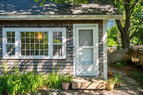 Single Family Residence in Provincetown MA 6 Priscilla Alden Road 3.jpg