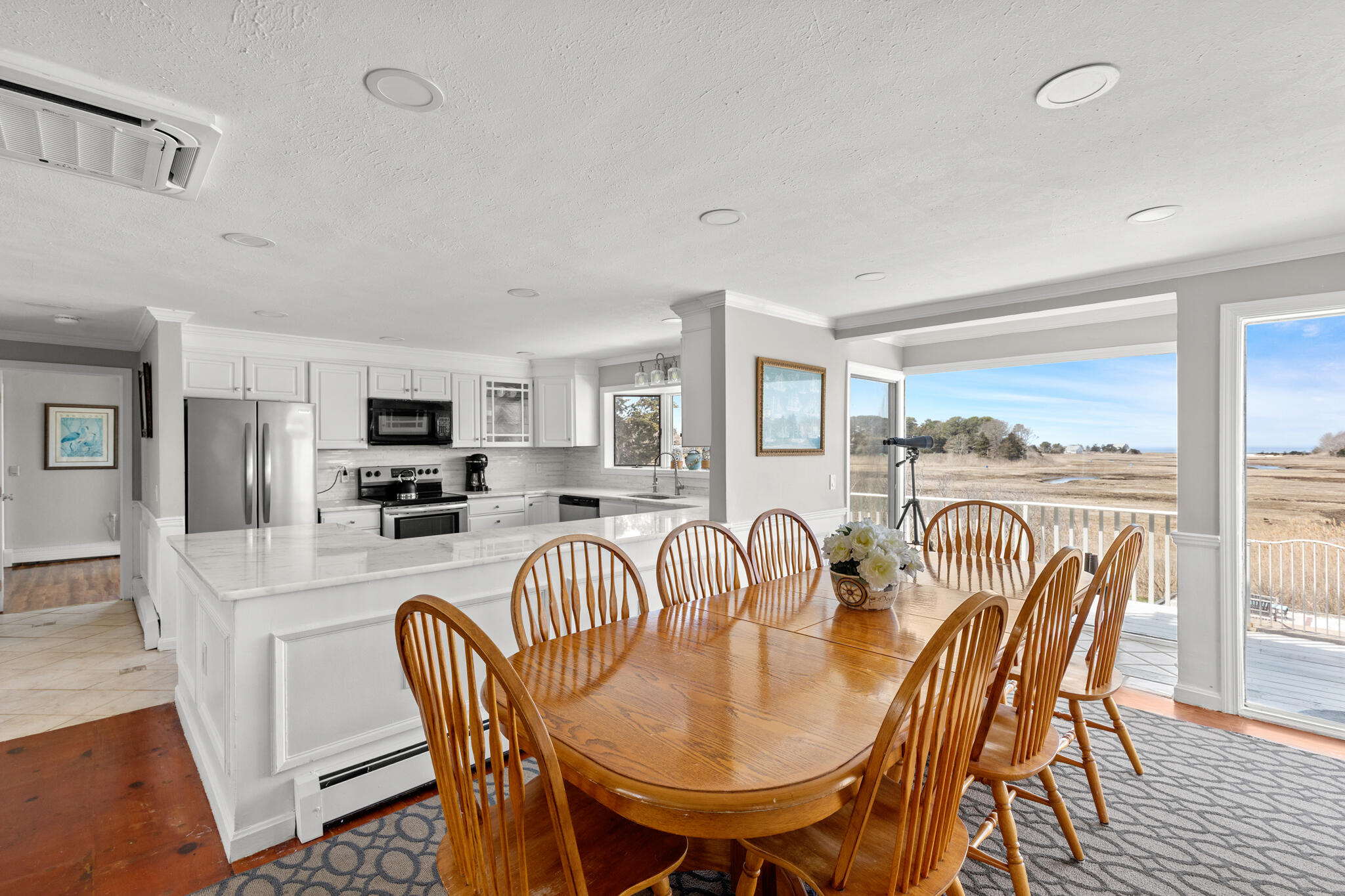 Orleans, Massachusetts, 02653, United States, 4 Bedrooms Bedrooms, ,4 BathroomsBathrooms,Residential,Active,2041822