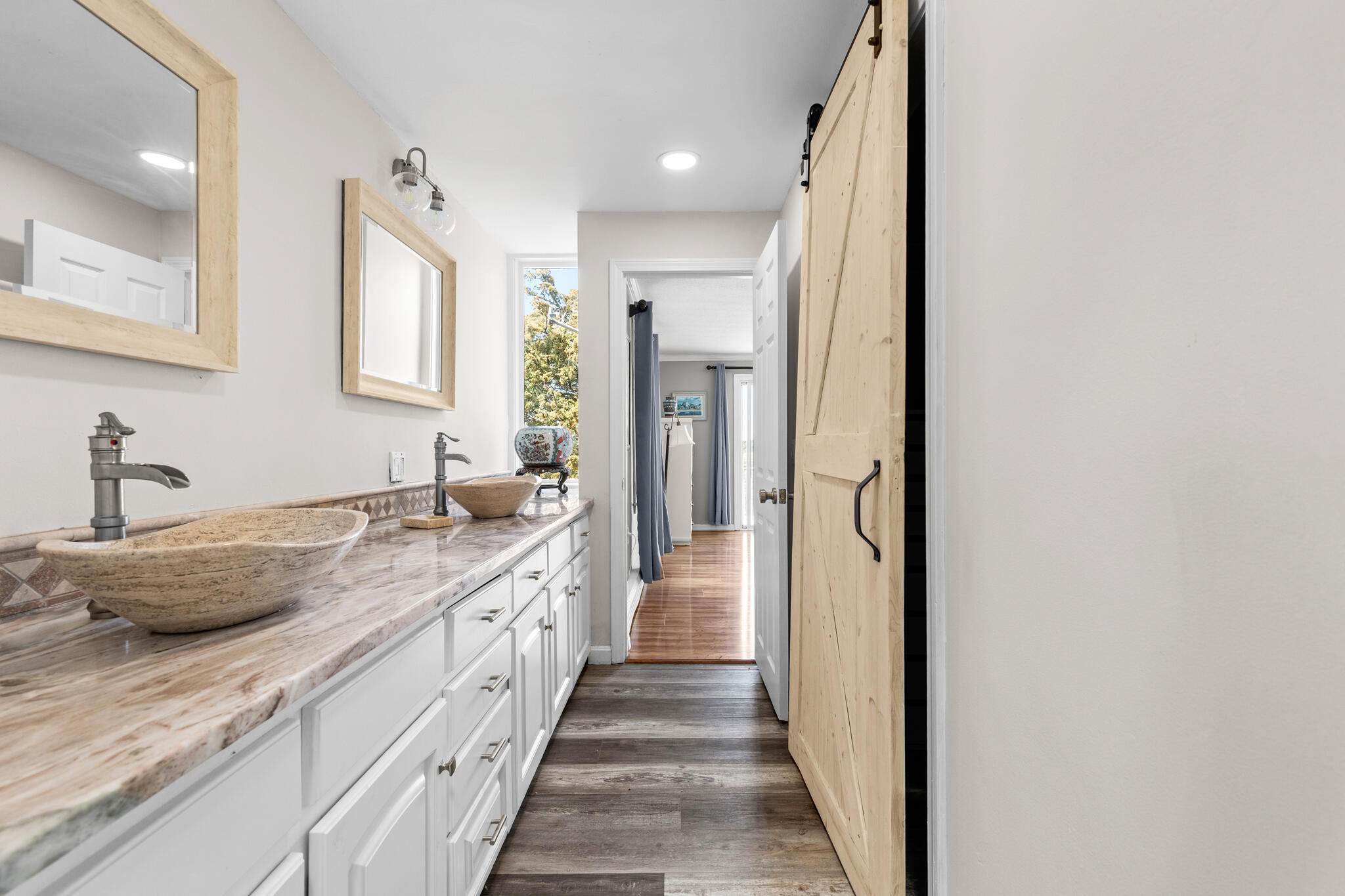 Orleans, Massachusetts, 02653, United States, 4 Bedrooms Bedrooms, ,4 BathroomsBathrooms,Residential,Active,2041822