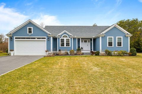 Single Family Residence in East Falmouth MA 40 Bonnie Lane.jpg