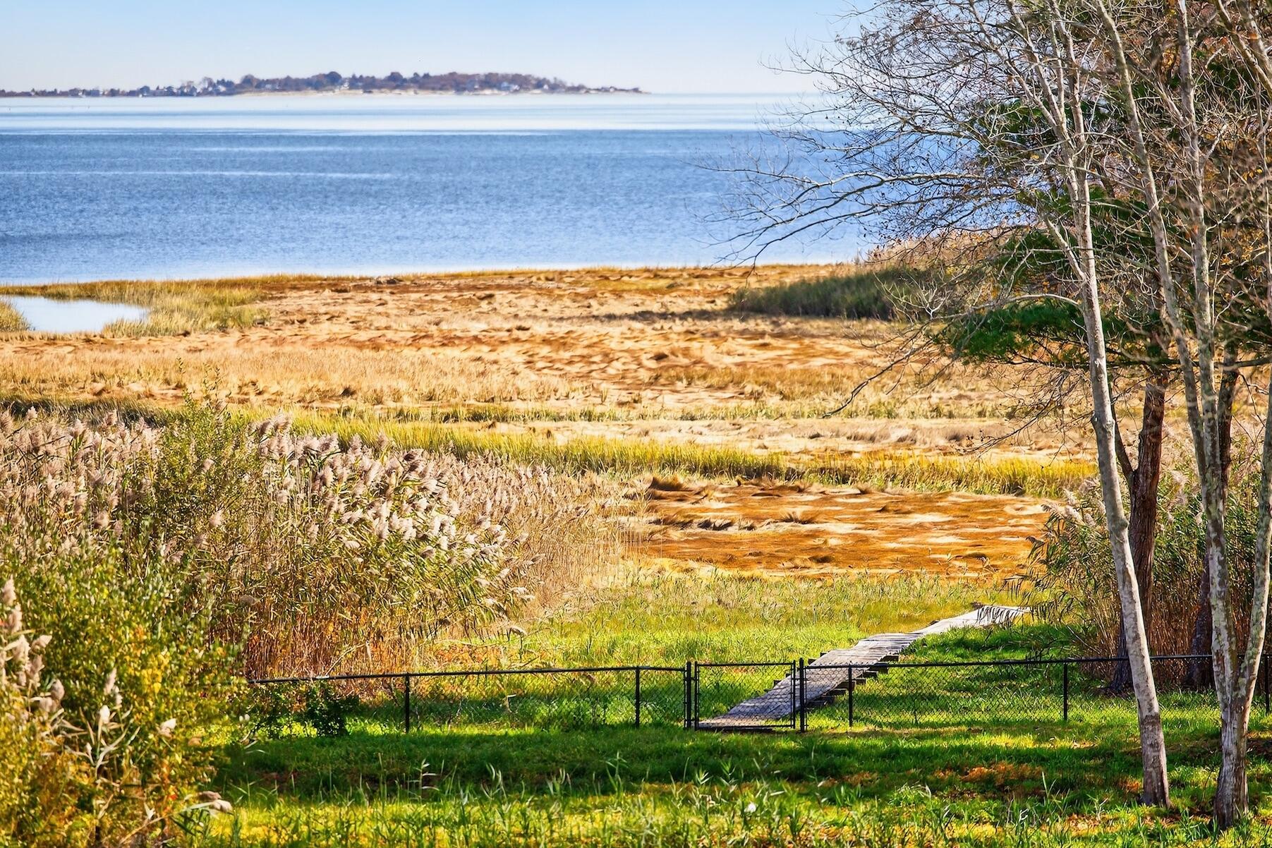 Duxbury, Massachusetts 02332, United States, 5 Bedrooms Bedrooms, ,6 BathroomsBathrooms,Residential,Active,234748
