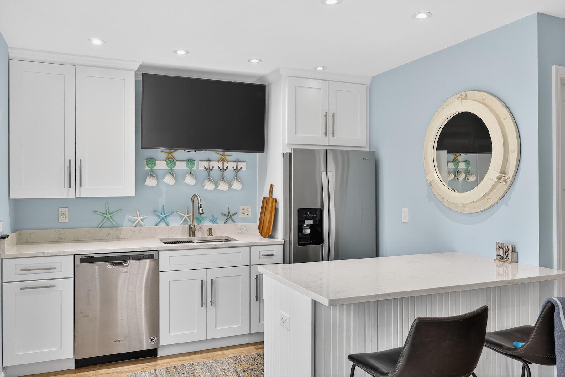 Duxbury, Massachusetts 02332, United States, 5 Bedrooms Bedrooms, ,6 BathroomsBathrooms,Residential,Active,234748