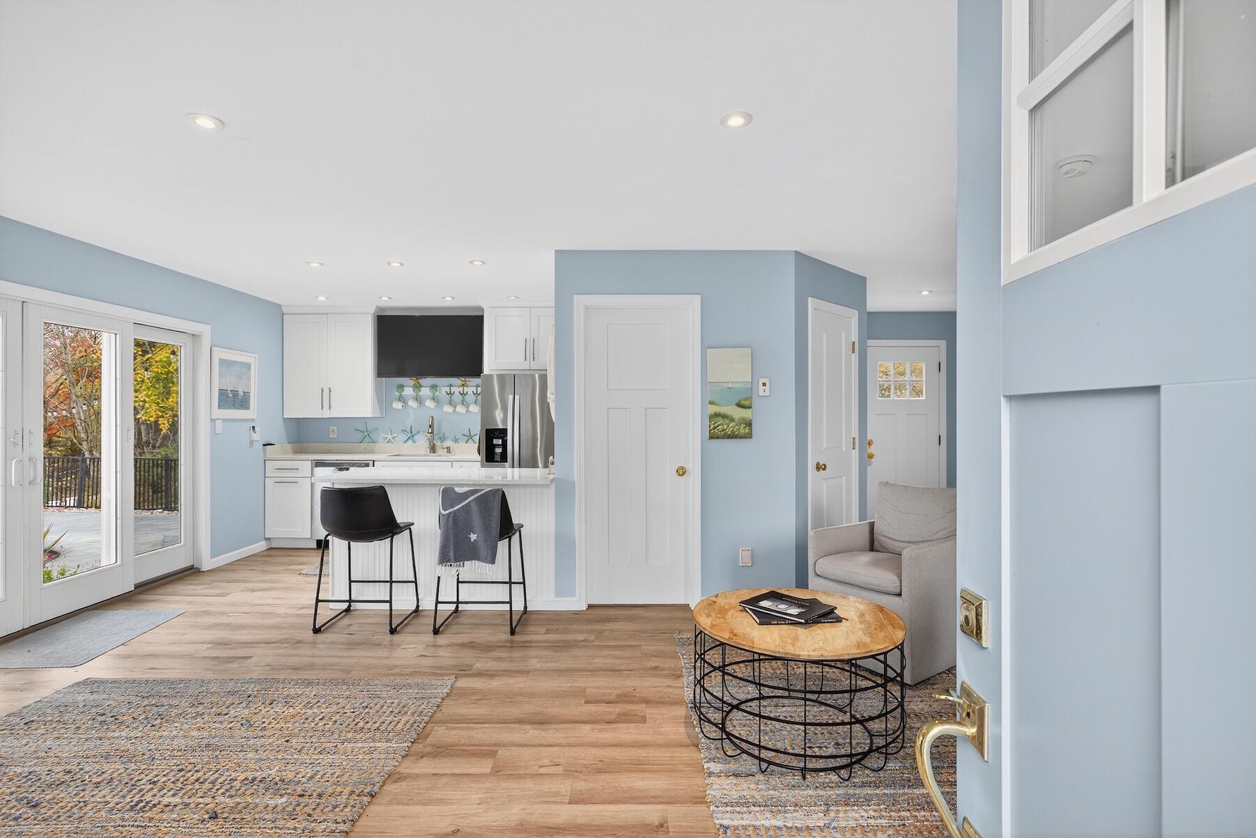 Duxbury, Massachusetts 02332, United States, 5 Bedrooms Bedrooms, ,6 BathroomsBathrooms,Residential,Active,234748