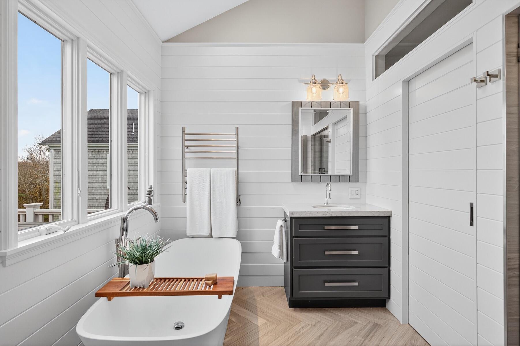 Duxbury, Massachusetts 02332, United States, 5 Bedrooms Bedrooms, ,6 BathroomsBathrooms,Residential,Active,234748