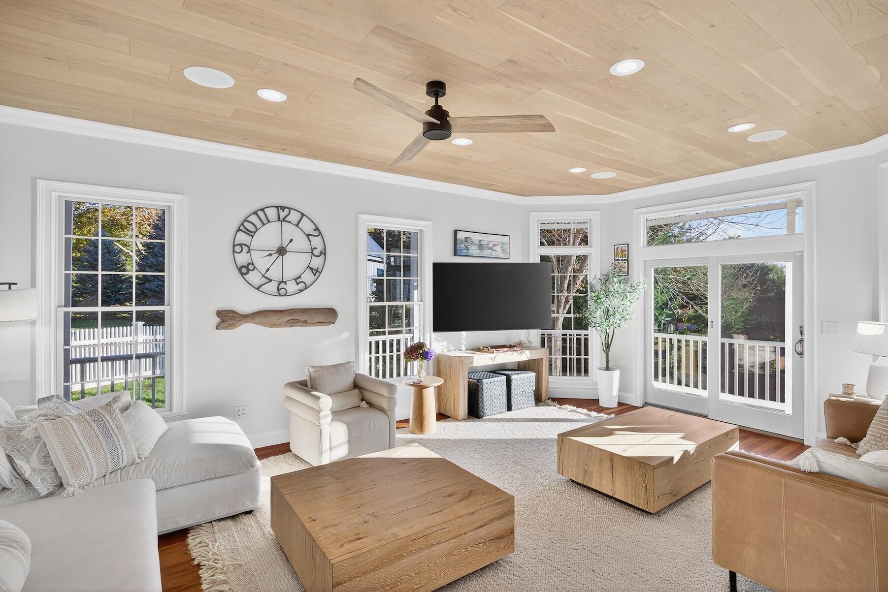 Duxbury, Massachusetts 02332, United States, 5 Bedrooms Bedrooms, ,6 BathroomsBathrooms,Residential,Active,234748