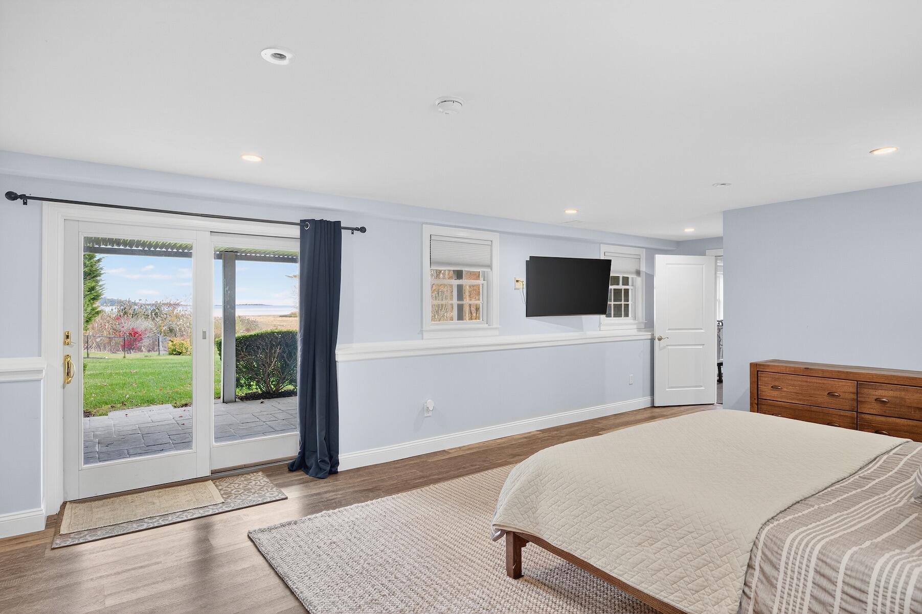 Duxbury, Massachusetts 02332, United States, 5 Bedrooms Bedrooms, ,6 BathroomsBathrooms,Residential,Active,234748