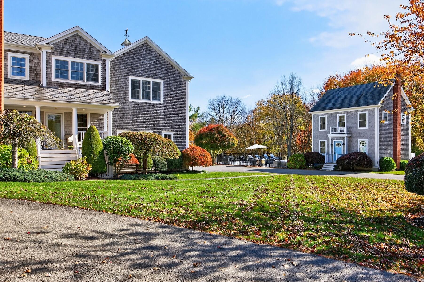 Duxbury, Massachusetts 02332, United States, 5 Bedrooms Bedrooms, ,6 BathroomsBathrooms,Residential,Active,234748