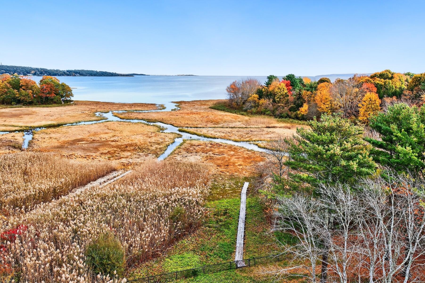 Duxbury, Massachusetts 02332, United States, 5 Bedrooms Bedrooms, ,6 BathroomsBathrooms,Residential,Active,234748
