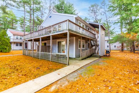 Photo of 70 Cape Drive #APT 11D, Mashpee, MA 02649 (MLS # 22505695)