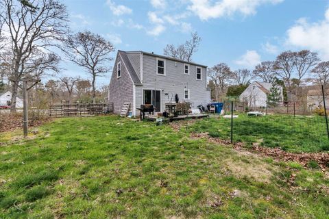 Single Family Residence in East Falmouth MA 138 Kompass Drive 3.jpg