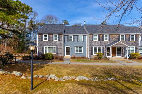 Photo of 81 Woodview Drive #UNIT 81, Brewster, MA 02631 (MLS # 22601332)