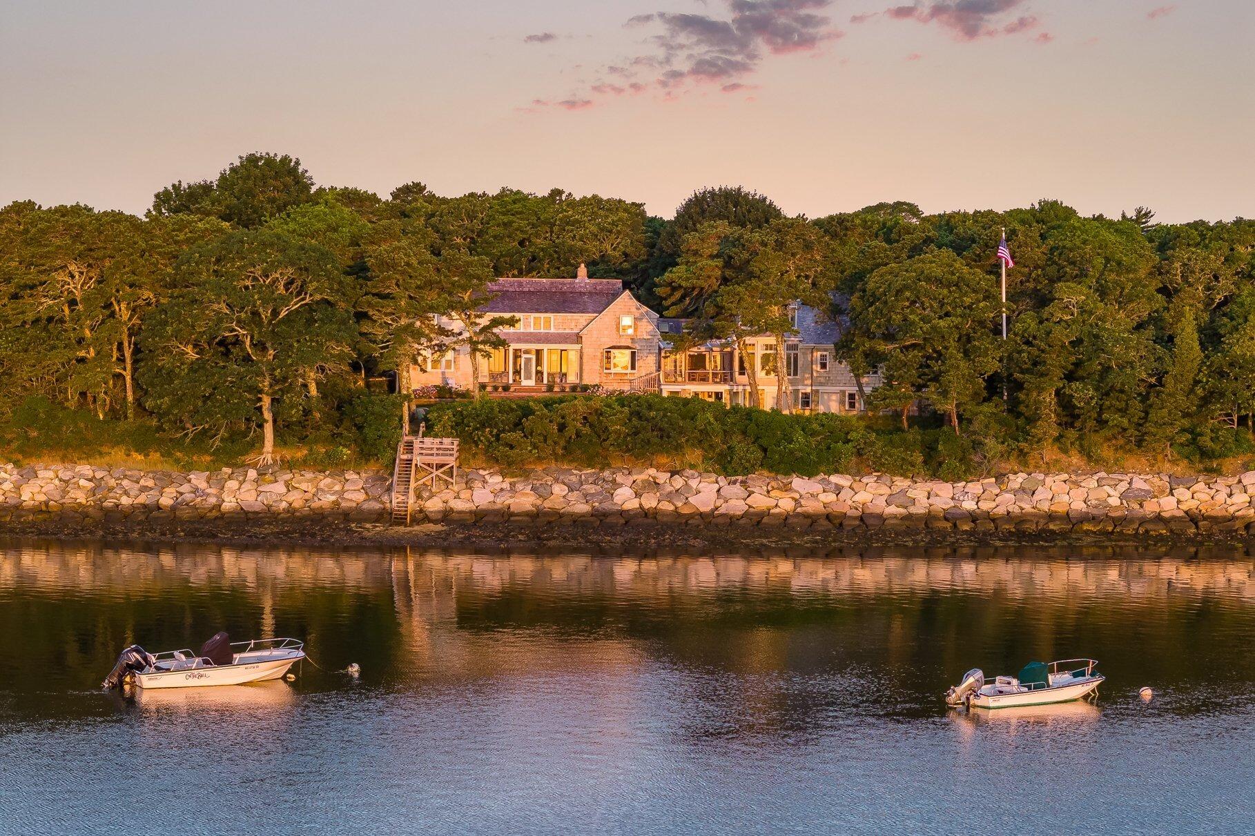 Harwich, Massachusetts 02645, United States, 8 Bedrooms Bedrooms, ,4 BathroomsBathrooms,Residential,Active,177864