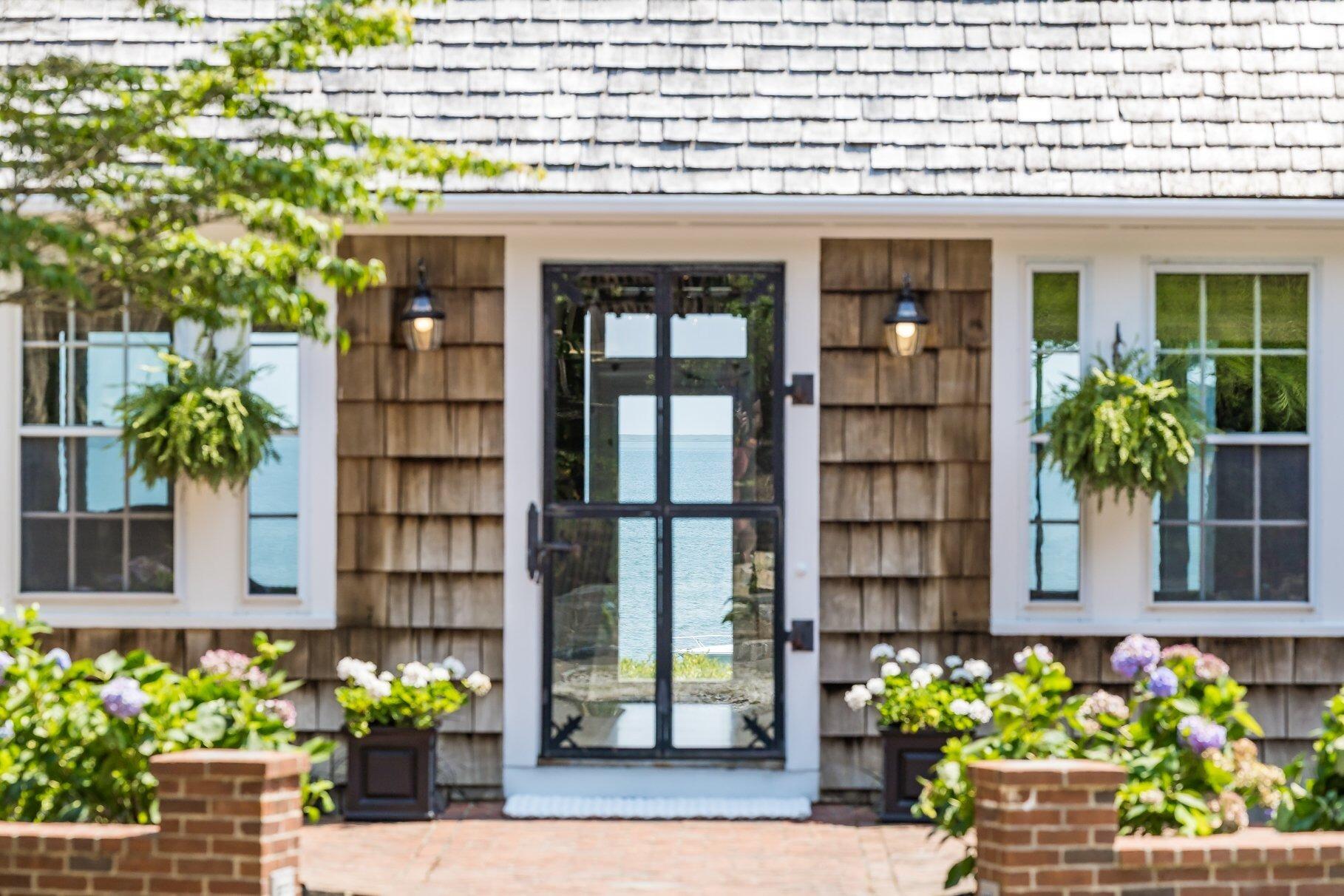 2079 Head of the Bay Road