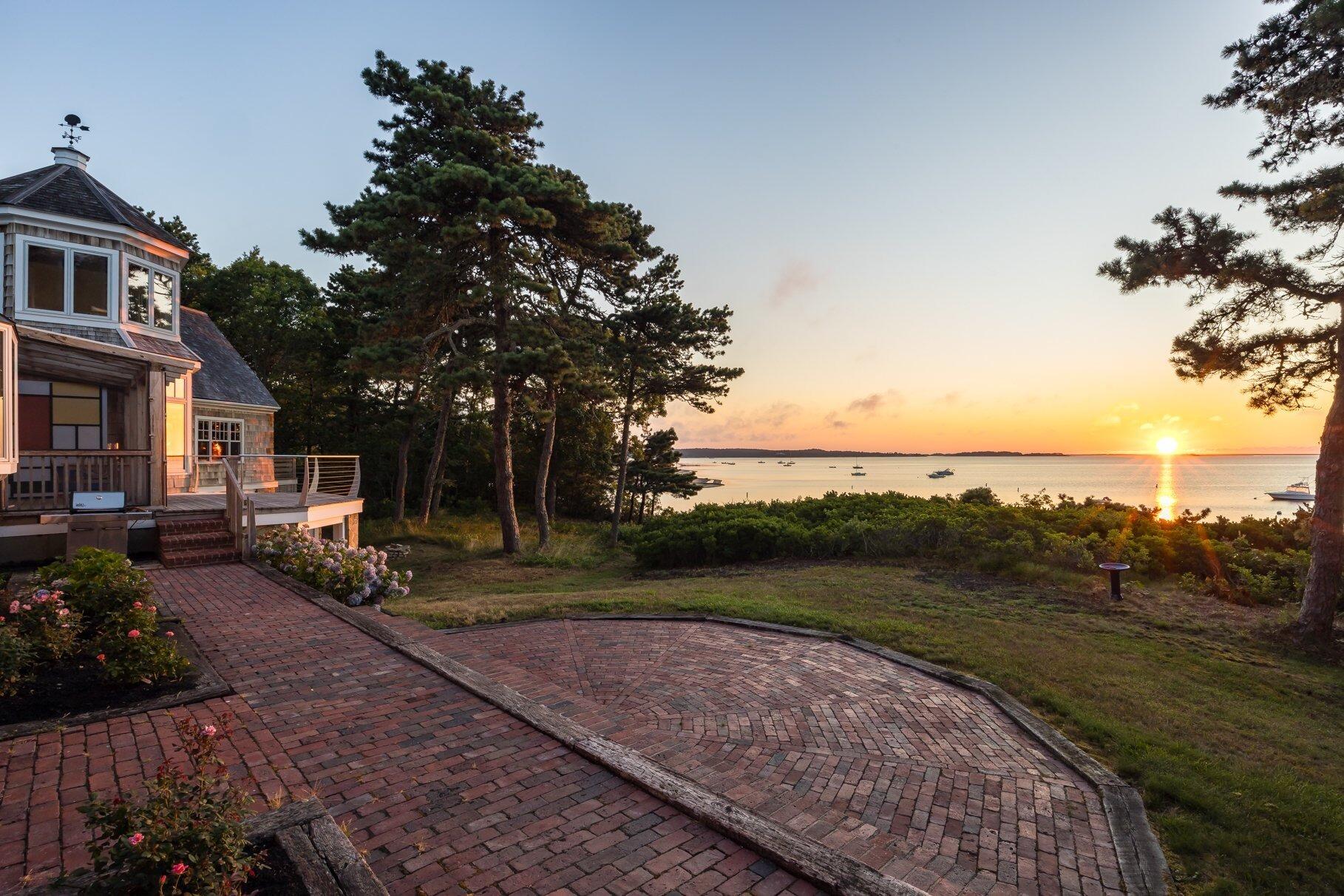 Harwich, Massachusetts 02645, United States, 8 Bedrooms Bedrooms, ,4 BathroomsBathrooms,Residential,Active,177864