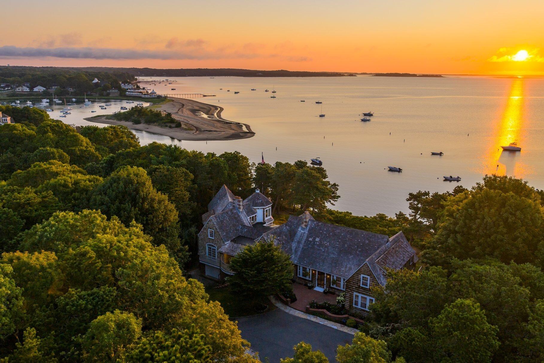 Harwich, Massachusetts 02645, United States, 8 Bedrooms Bedrooms, ,4 BathroomsBathrooms,Residential,Active,177864