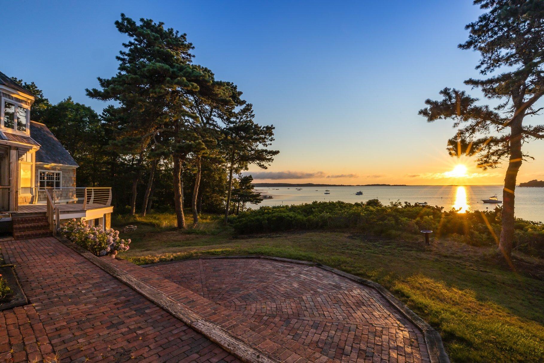 Harwich, Massachusetts 02645, United States, 8 Bedrooms Bedrooms, ,4 BathroomsBathrooms,Residential,Active,177864