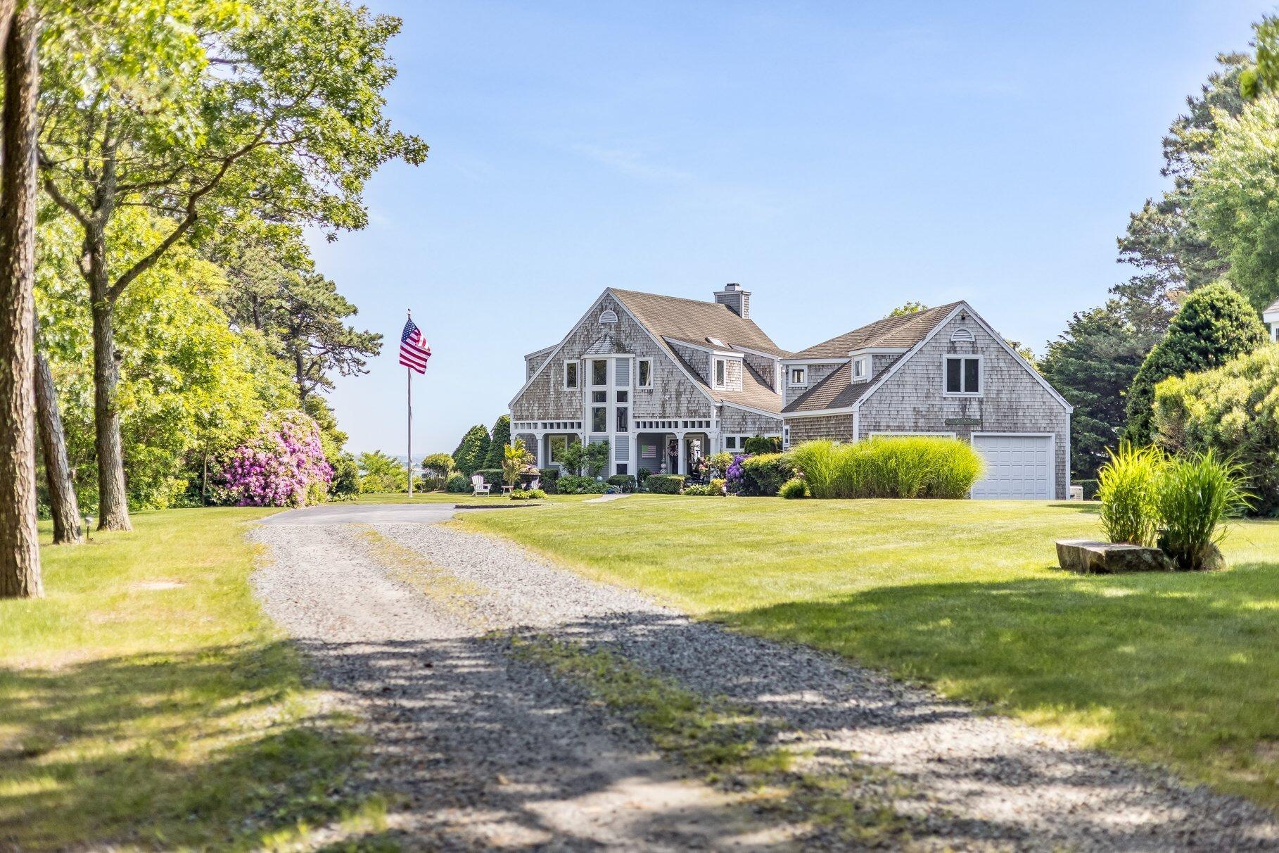 Pocasset, Massachusetts 02559, United States, 5 Bedrooms Bedrooms, ,4 BathroomsBathrooms,Residential,Active,155647