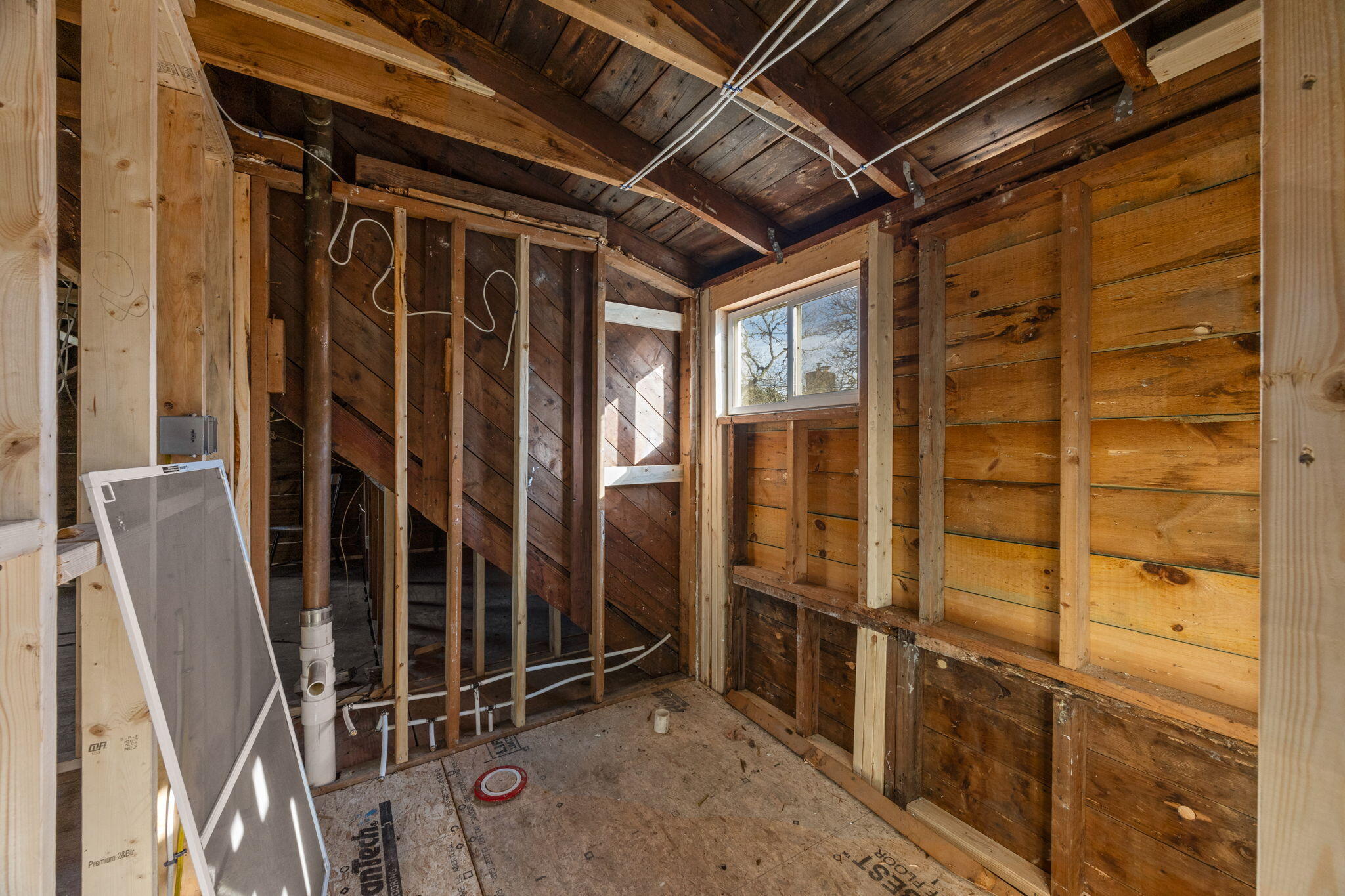 Harwich, Massachusetts 02645, United States, 3 Bedrooms Bedrooms, ,2 BathroomsBathrooms,Residential,Active,240375