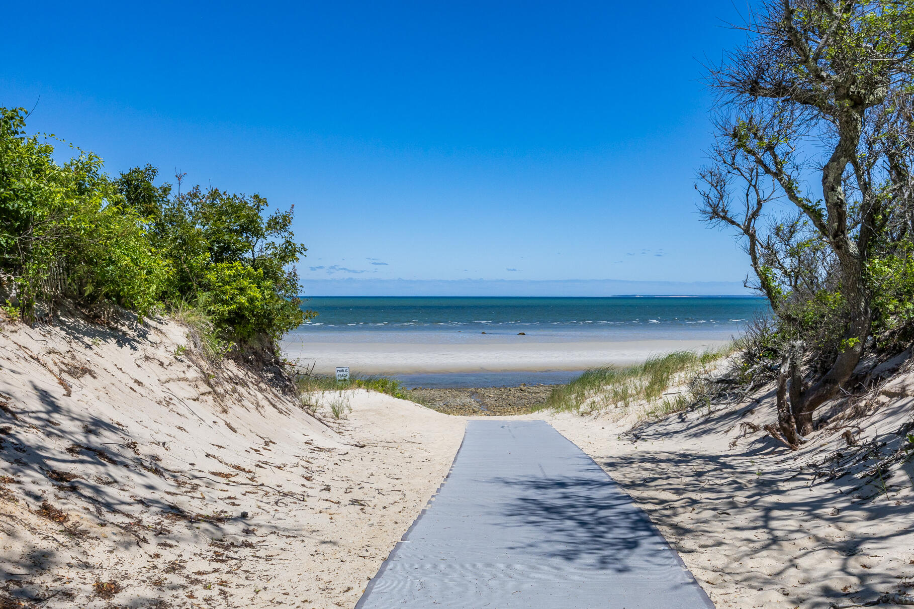 Brewster, Massachusetts 02631, United States, 3 Bedrooms Bedrooms, ,3 BathroomsBathrooms,Residential,Active,160519