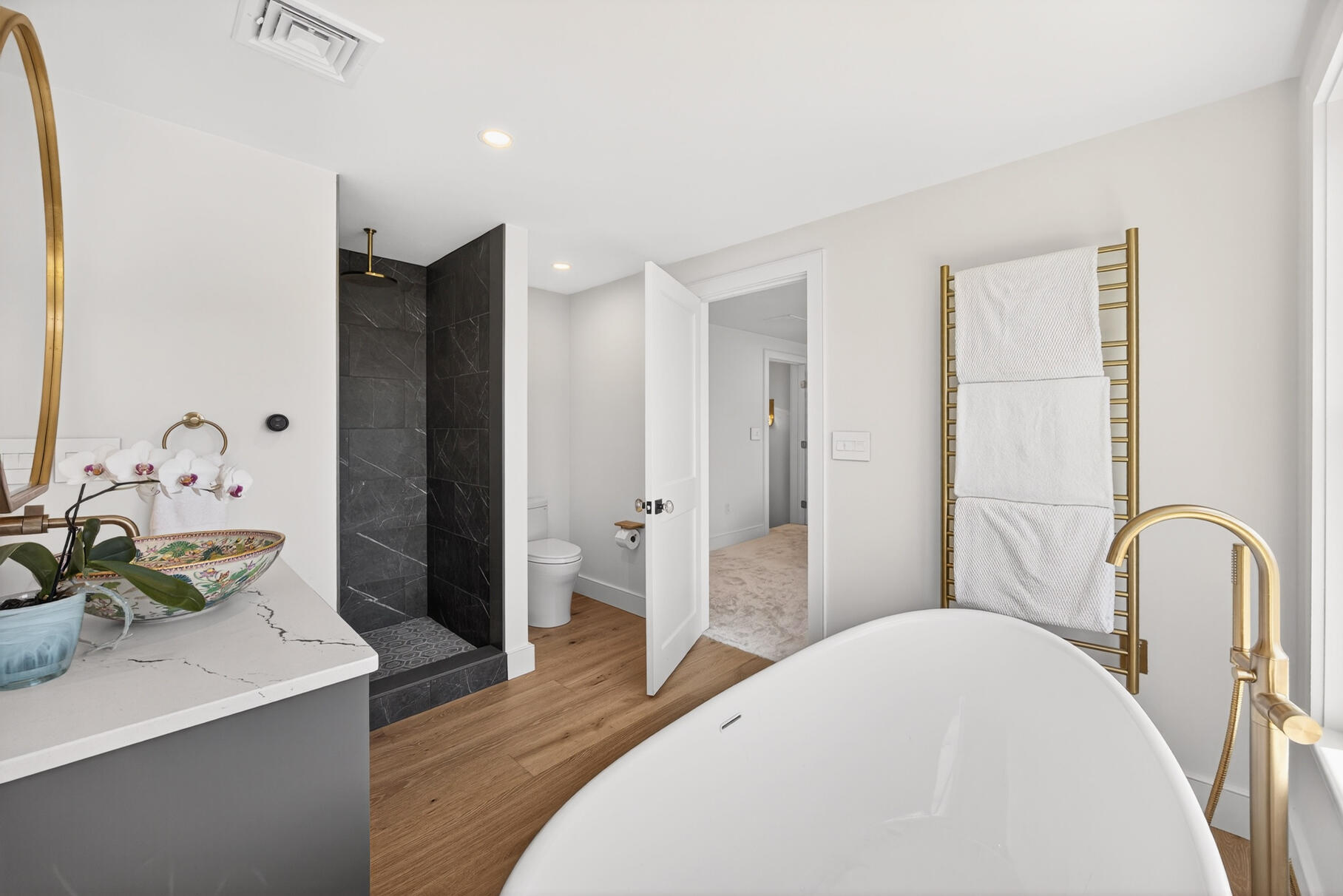 Brewster, Massachusetts 02631, United States, 3 Bedrooms Bedrooms, ,3 BathroomsBathrooms,Residential,Active,160519