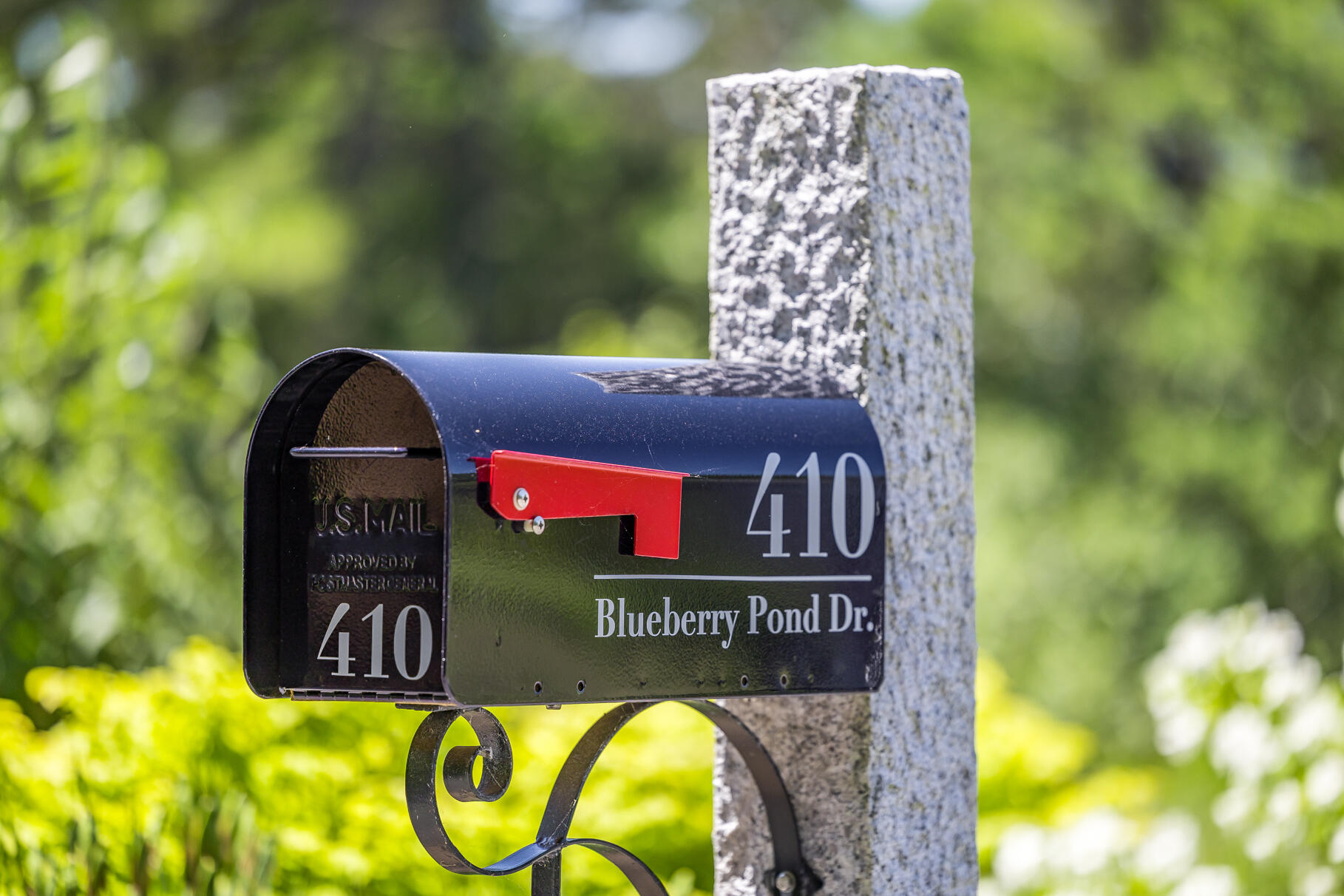 Brewster, Massachusetts 02631, United States, 3 Bedrooms Bedrooms, ,3 BathroomsBathrooms,Residential,Active,160519