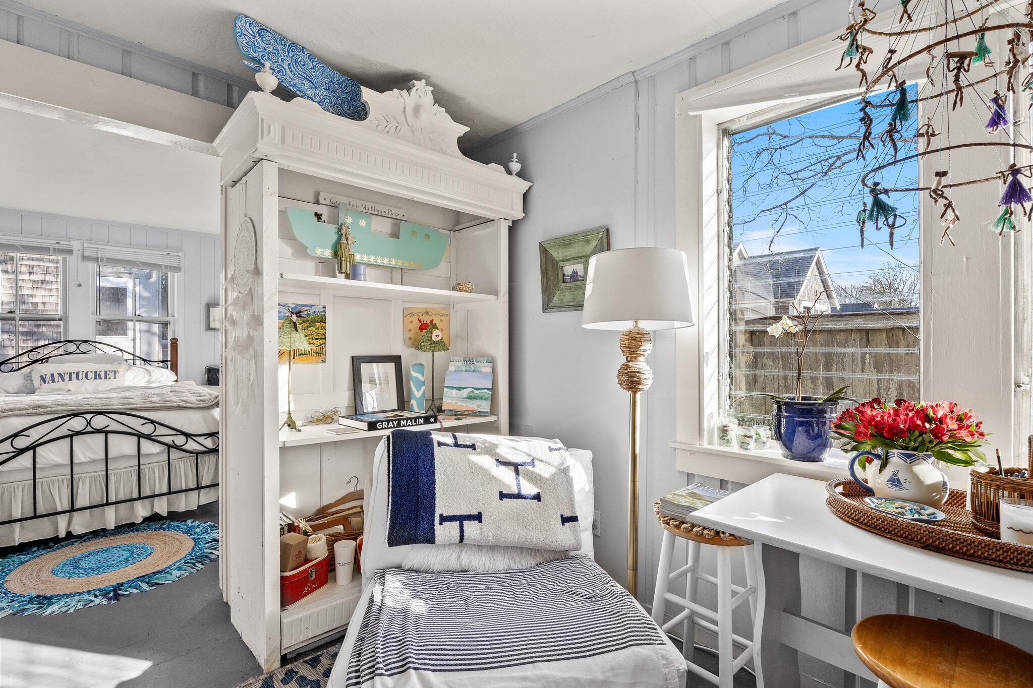 Chatham, Massachusetts 02633, United States, 1 Bedroom Bedrooms, ,1 BathroomBathrooms,Residential,Pending,24192