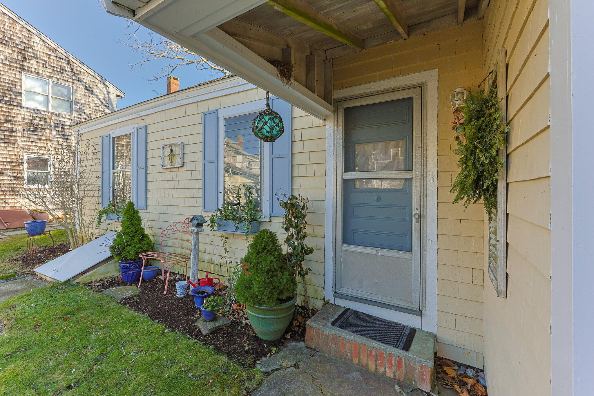 Chatham, Massachusetts 02633, United States, 1 Bedroom Bedrooms, ,1 BathroomBathrooms,Residential,Pending,24192