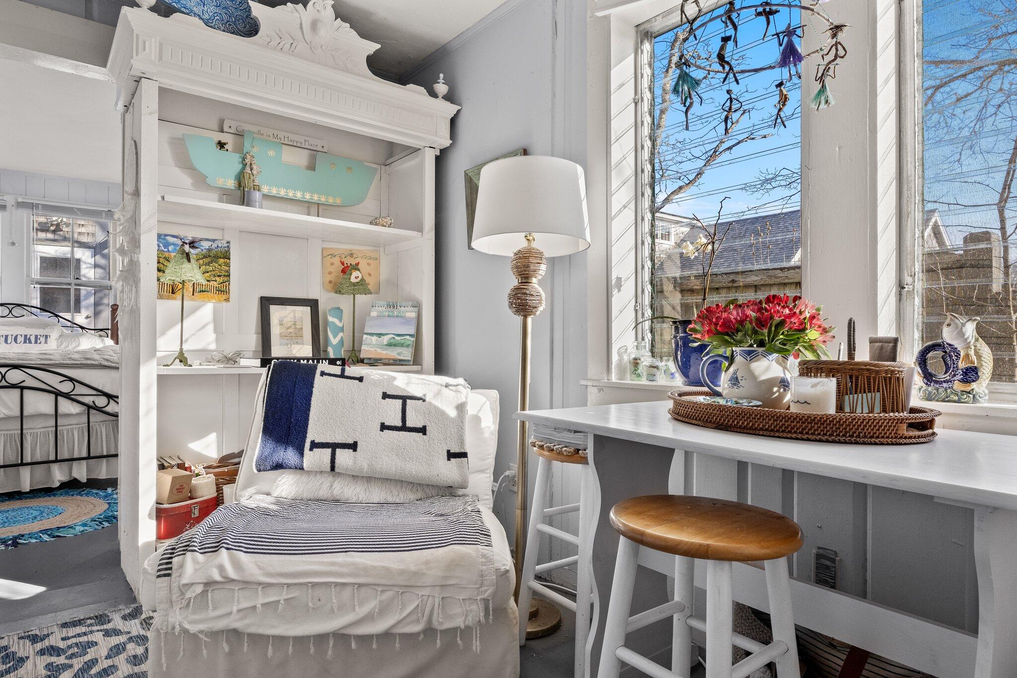 Chatham, Massachusetts 02633, United States, 1 Bedroom Bedrooms, ,1 BathroomBathrooms,Residential,Pending,24192