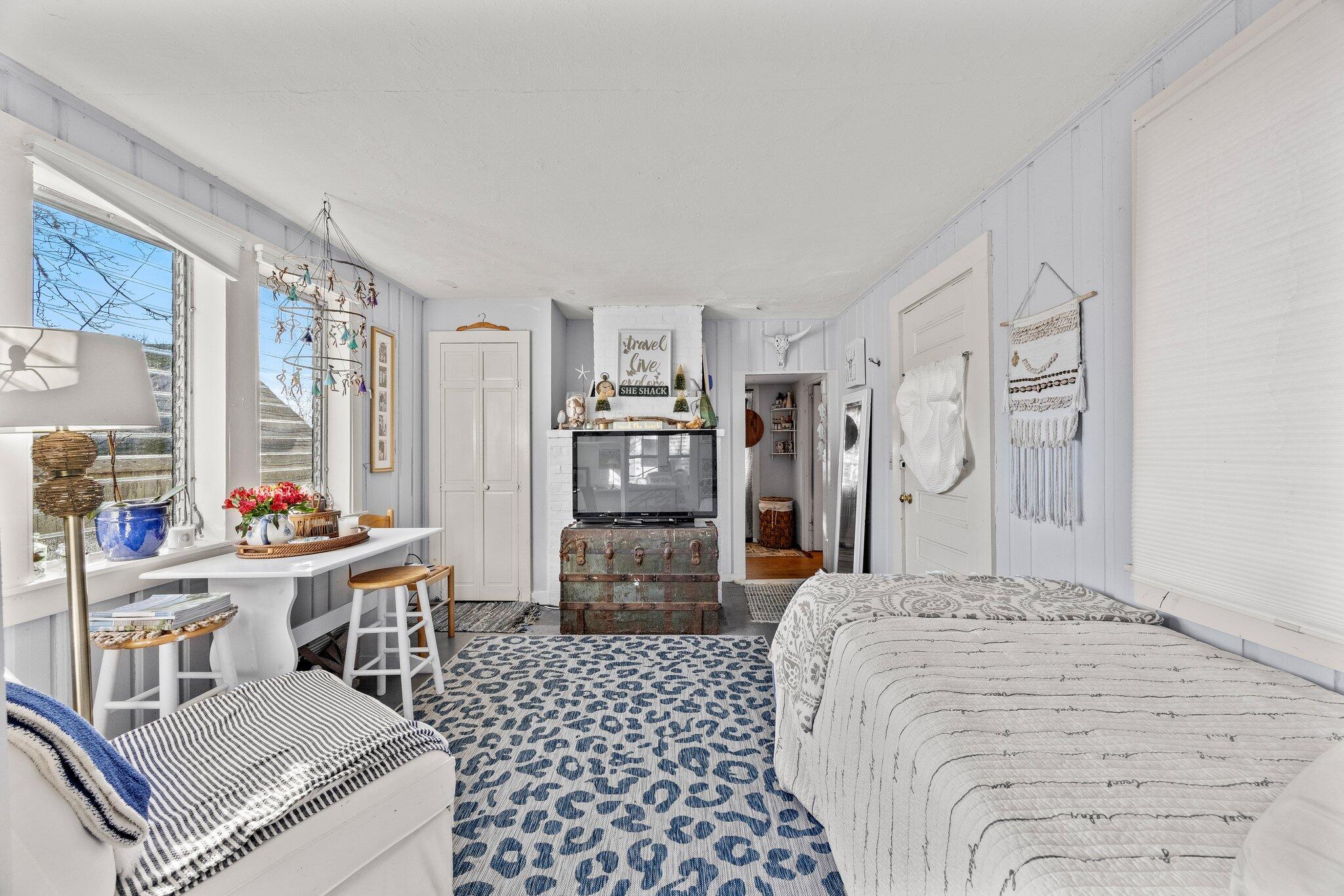 Chatham, Massachusetts 02633, United States, 1 Bedroom Bedrooms, ,1 BathroomBathrooms,Residential,Pending,24192