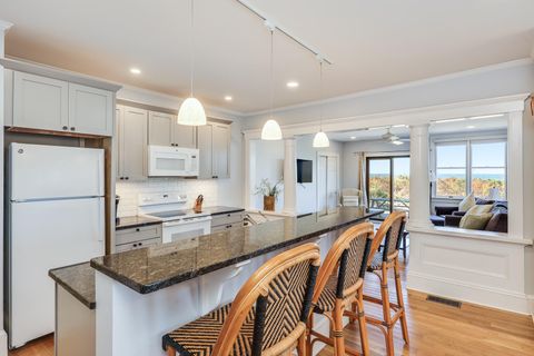 Condominium in Brewster MA 261 Linnell Landing Road 5.jpg