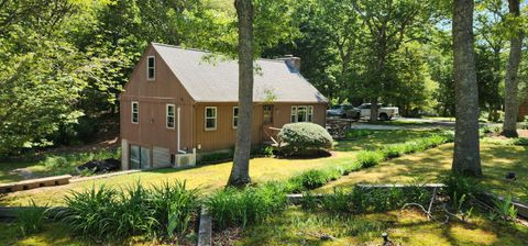 Single Family Residence in Mashpee MA 5 Autumn Drive.jpg