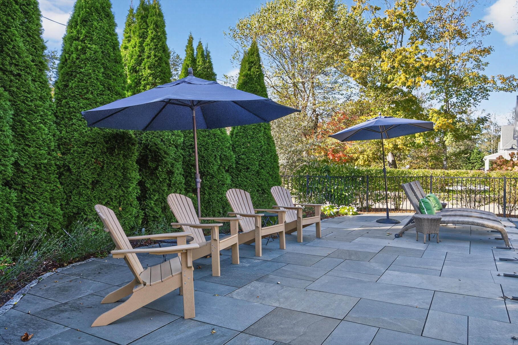 Yarmouth Port, Massachusetts 02675, United States, 6 Bedrooms Bedrooms, ,6 BathroomsBathrooms,Residential,Active,234424