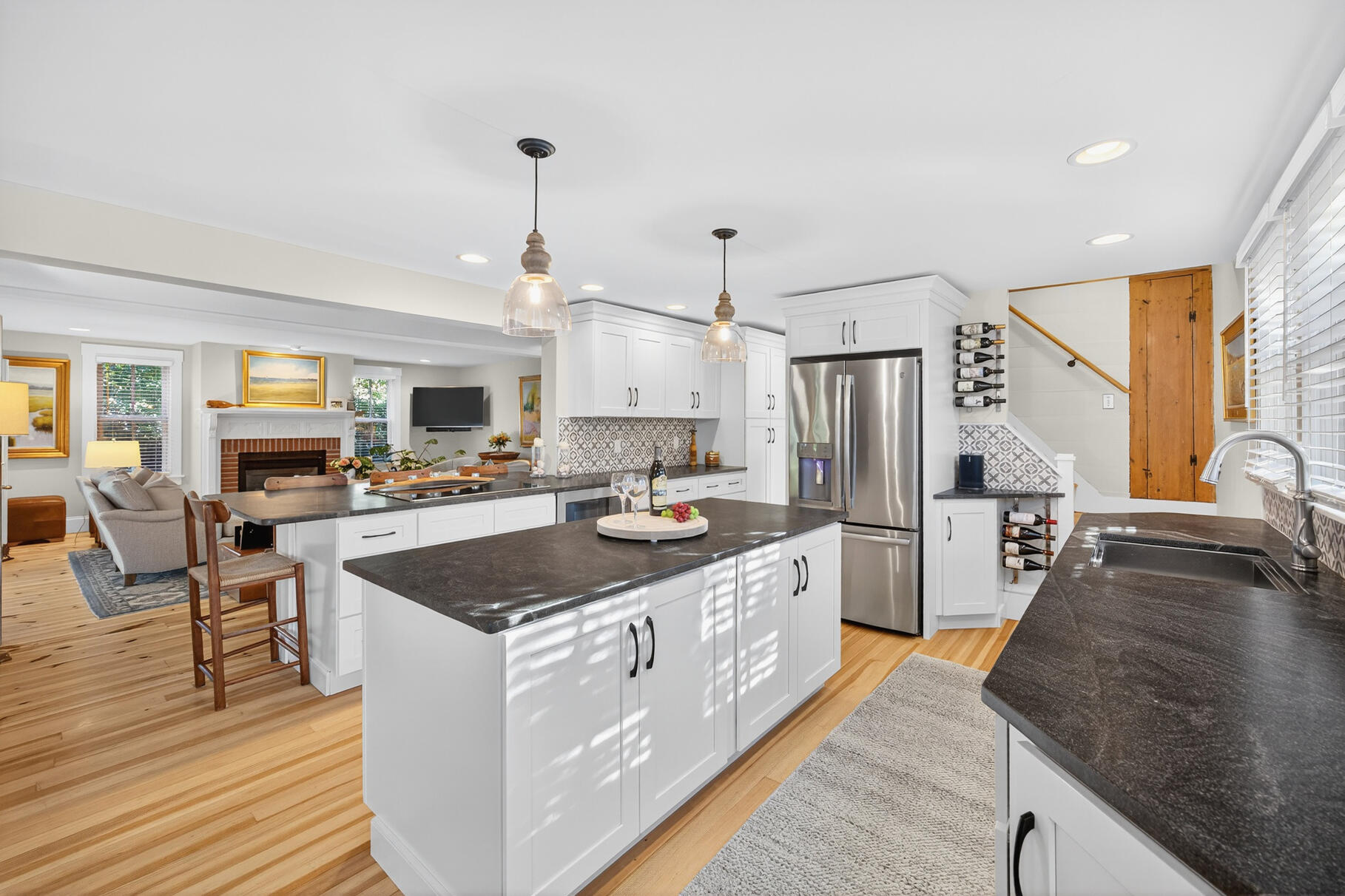 Yarmouth Port, Massachusetts 02675, United States, 6 Bedrooms Bedrooms, ,6 BathroomsBathrooms,Residential,Active,234424