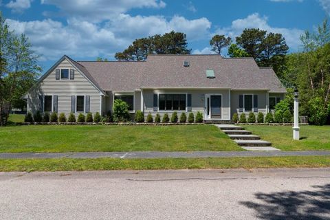 Single Family Residence in North Falmouth MA 18 Webster Street.jpg