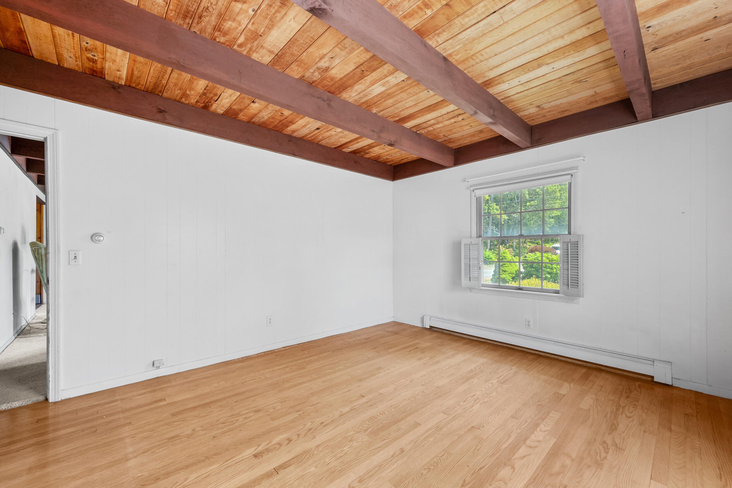 Chatham, Massachusetts 02633, United States, 4 Bedrooms Bedrooms, ,3 BathroomsBathrooms,Residential,Active,191513