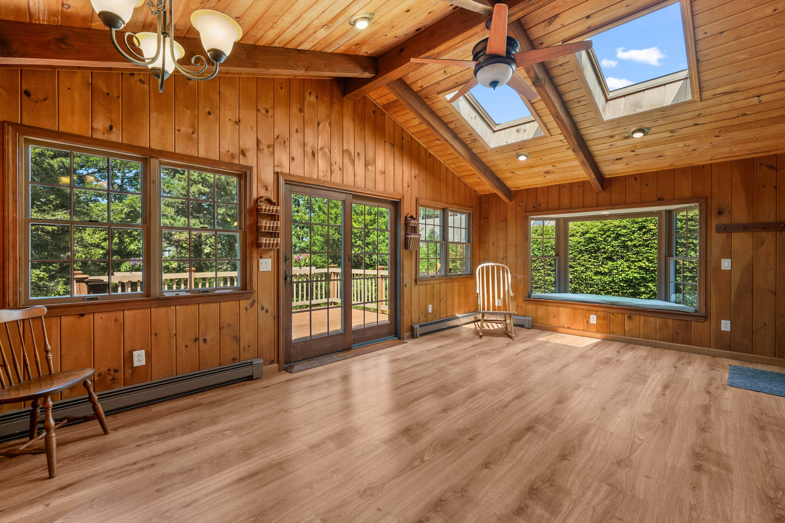 Chatham, Massachusetts 02633, United States, 4 Bedrooms Bedrooms, ,3 BathroomsBathrooms,Residential,Active,191513