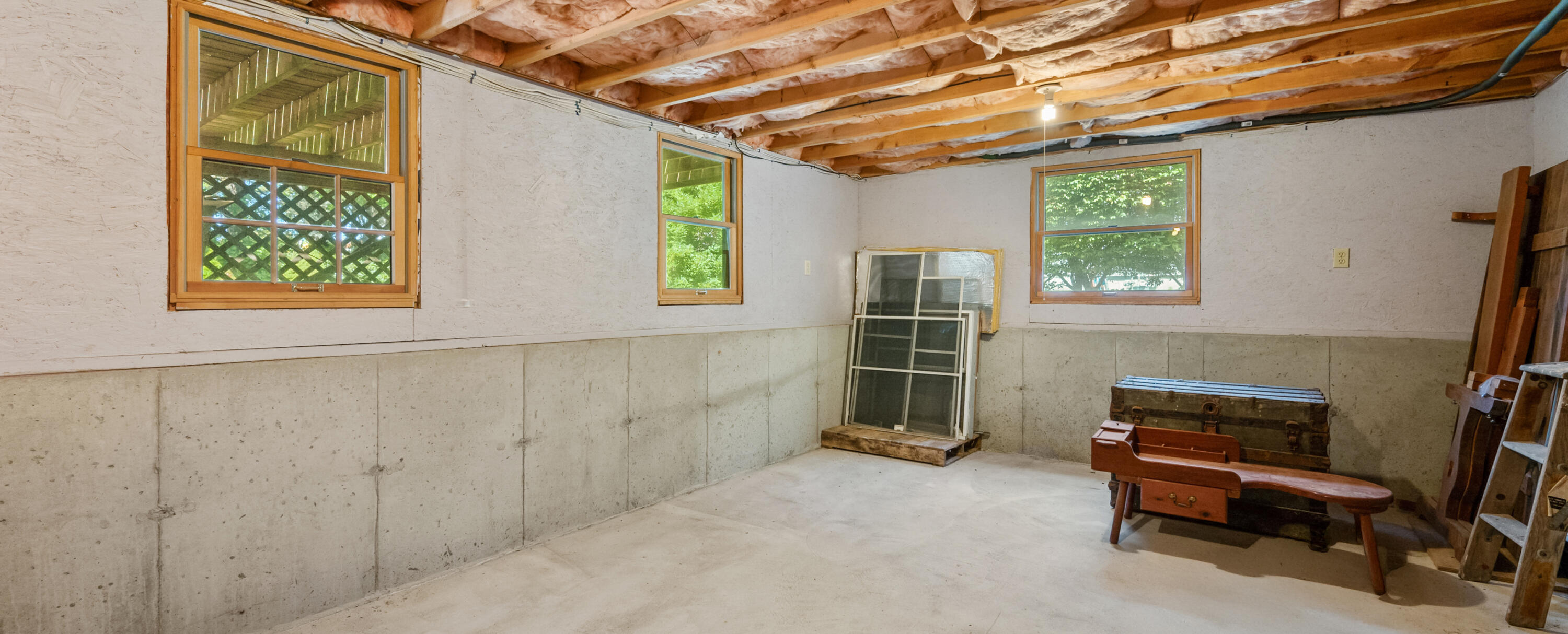 Chatham, Massachusetts 02633, United States, 4 Bedrooms Bedrooms, ,3 BathroomsBathrooms,Residential,Active,191513