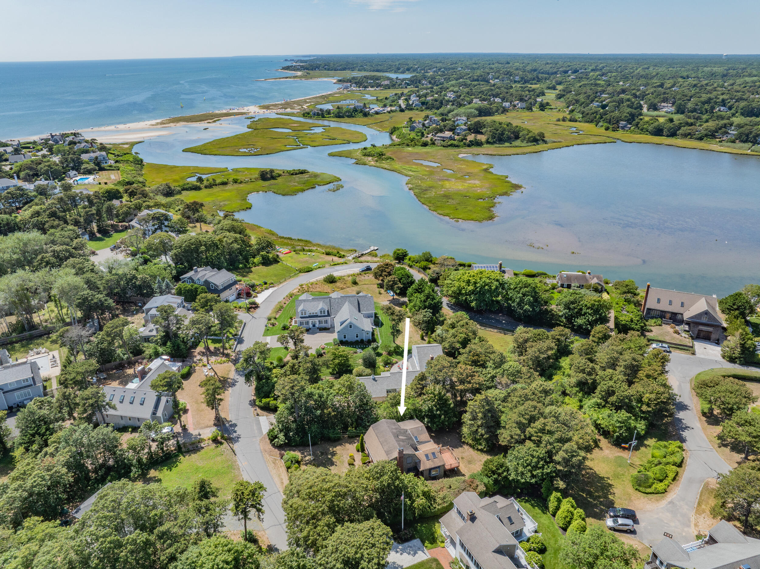 Chatham, Massachusetts 02633, United States, 4 Bedrooms Bedrooms, ,3 BathroomsBathrooms,Residential,Active,191513