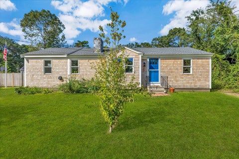 Photo of 25 Raspberry Lane, Marstons Mills, MA 02648 (MLS # 22604660)