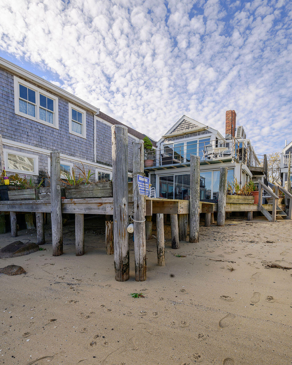 Provincetown, Massachusetts 02657, United States, 3 Bedrooms Bedrooms, ,3 BathroomsBathrooms,Residential,Active,29787