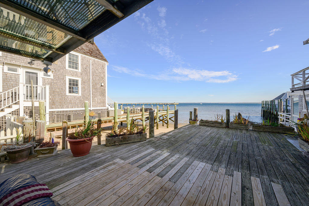 Provincetown, Massachusetts 02657, United States, 3 Bedrooms Bedrooms, ,3 BathroomsBathrooms,Residential,Active,29787