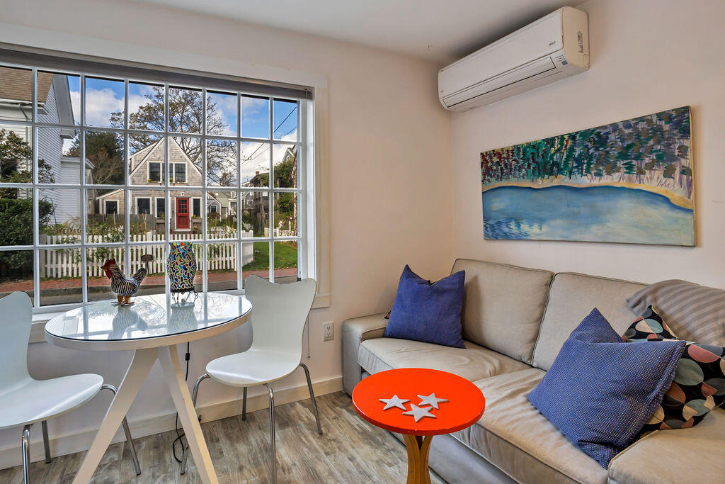 Provincetown, Massachusetts 02657, United States, 3 Bedrooms Bedrooms, ,3 BathroomsBathrooms,Residential,Active,29787