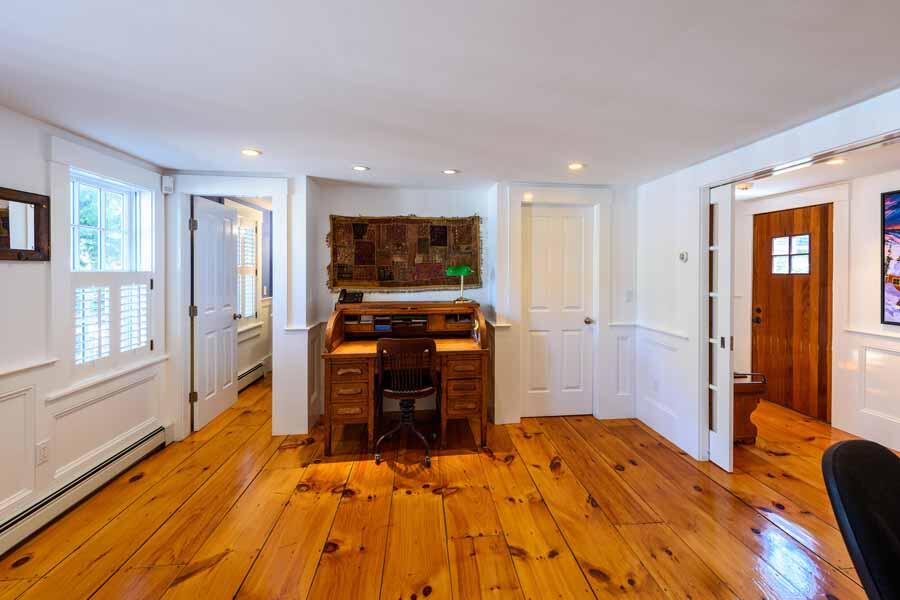 Edgartown, Massachusetts 02539, United States, 4 Bedrooms Bedrooms, ,5 BathroomsBathrooms,Residential,Active,68512